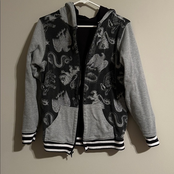 Harry Potter Hogwarts Reversible Black Hoodie with House Crests and Mascots - Picture 7 of 10